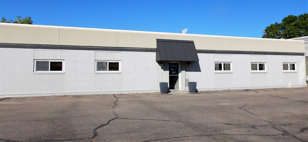Commercial Investment Services 422 N. Dewey Street