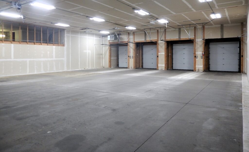 Warehouse for Lease - 905 Prospect Drive, North Platte, NE