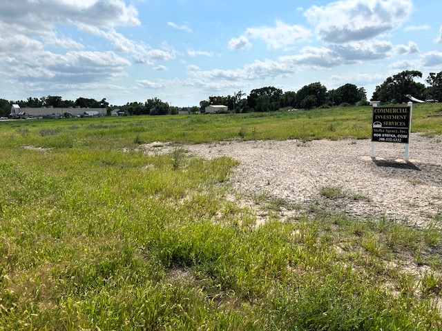 Lots for sale at North Platte, Nebraska - South Highway 83!